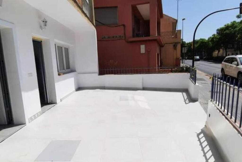 Atico Con Terraza Frente Playa Pedregalejo Appartement Málaga Buitenkant foto