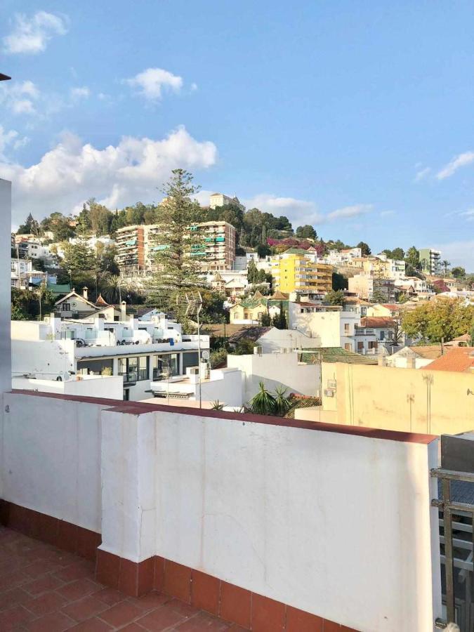 Atico Con Terraza Frente Playa Pedregalejo Appartement Málaga Buitenkant foto