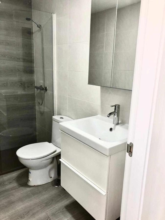 Atico Con Terraza Frente Playa Pedregalejo Appartement Málaga Buitenkant foto