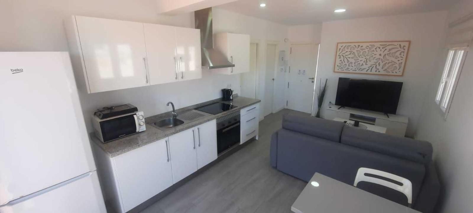 Atico Con Terraza Frente Playa Pedregalejo Appartement Málaga Buitenkant foto